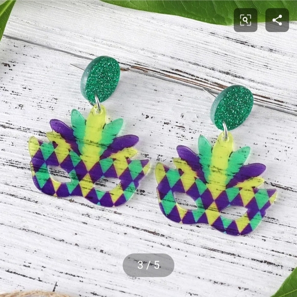 I'll Try & Restock Mardi Gras Mask Earrings Colorful Carnival - Picture 7 of 10